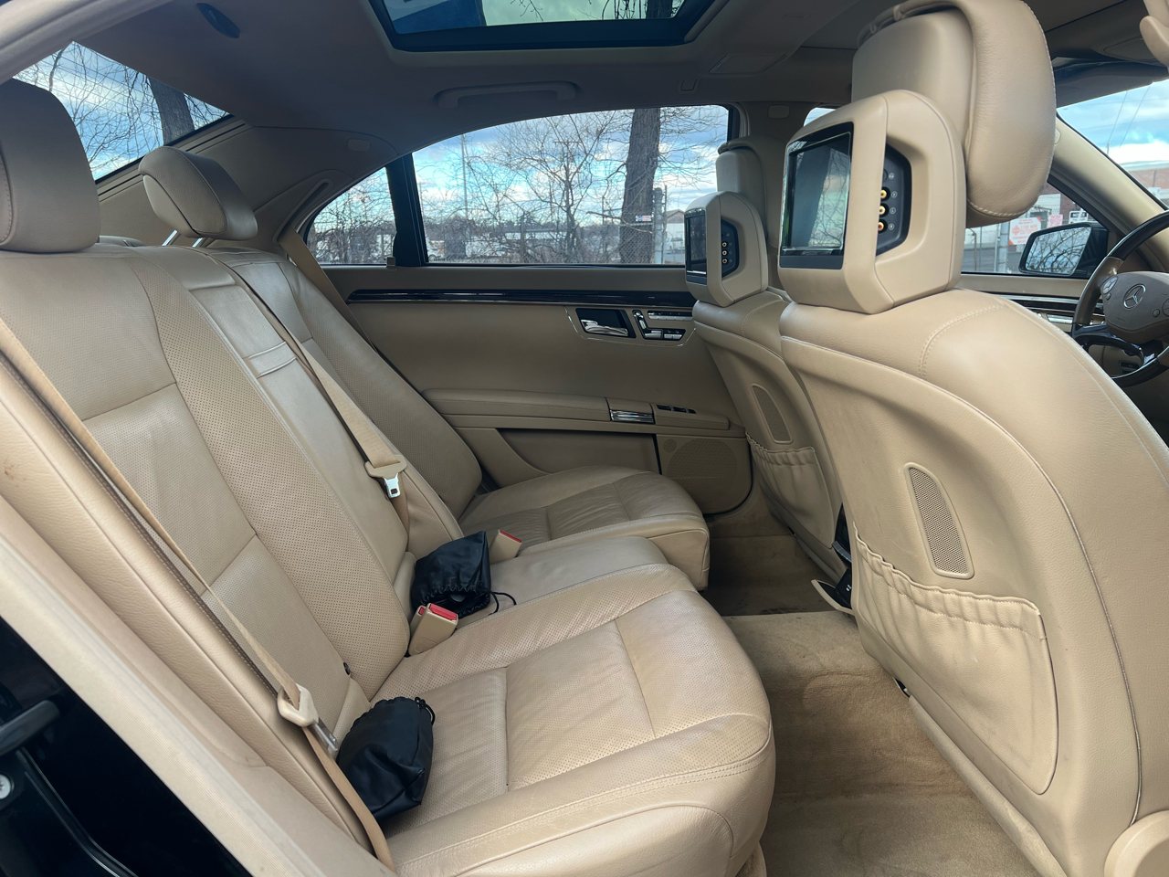 Mercedes-Benz S-Class 4dr Sdn S 550 4MATIC 2013