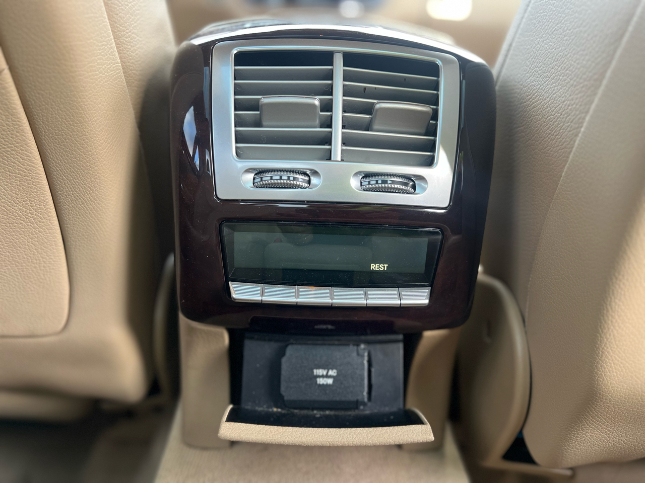 Mercedes-Benz S-Class 4dr Sdn S 550 4MATIC 2013