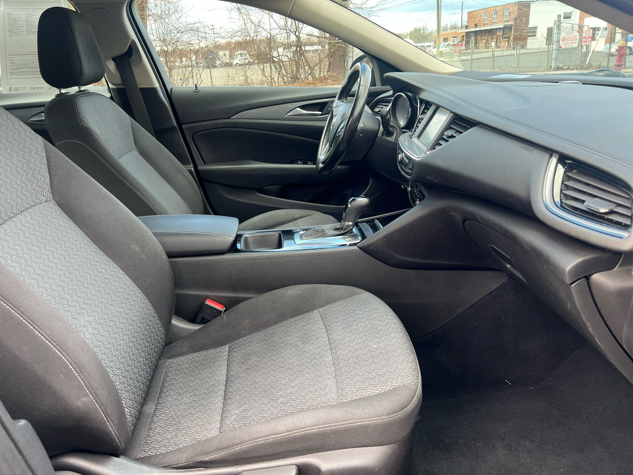 Buick Regal Sportback 4dr Sdn Preferred FWD 2018