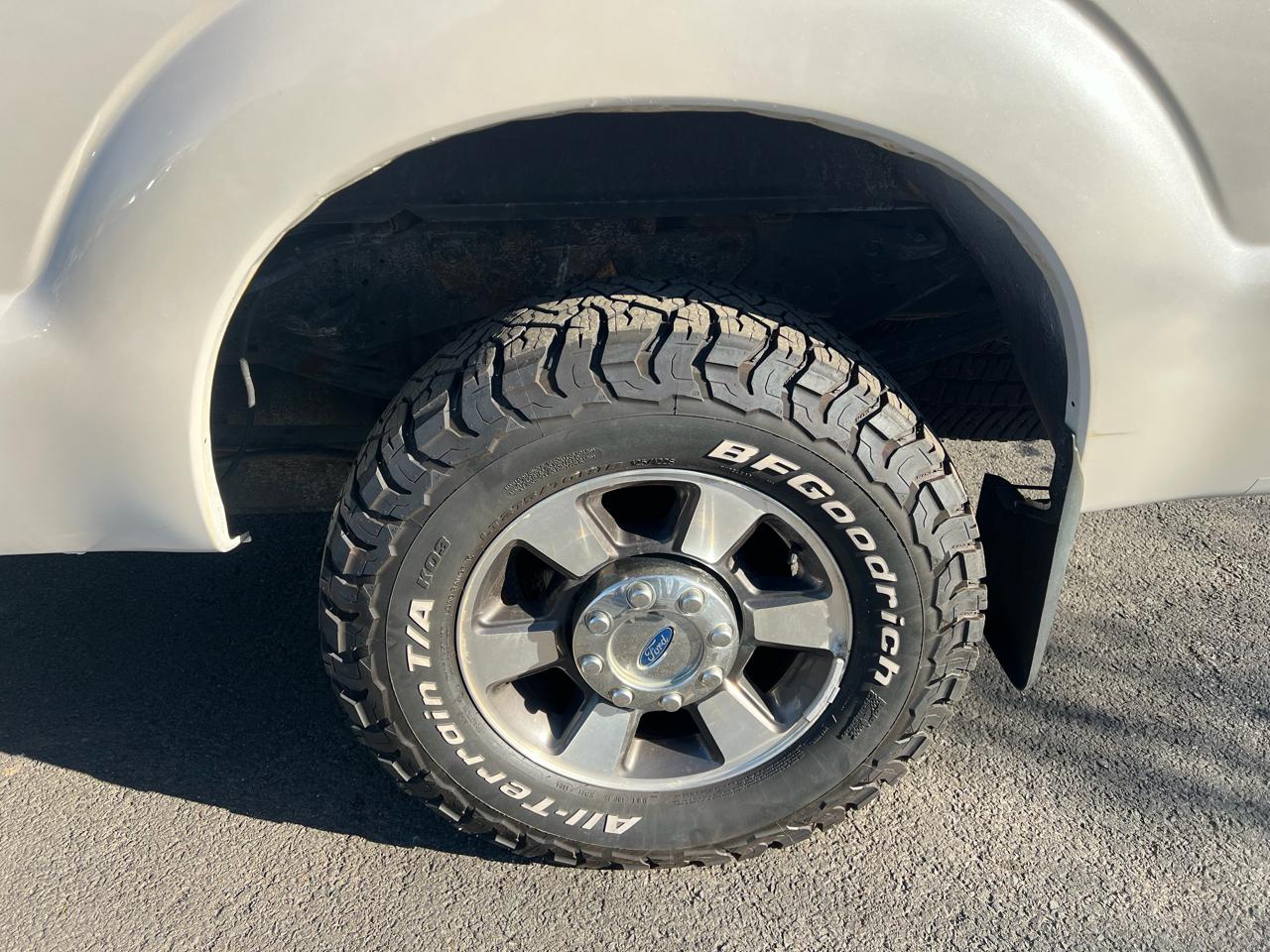 Ford Super Duty F-250 SRW 4WD Crew Cab 156" Lariat 2016