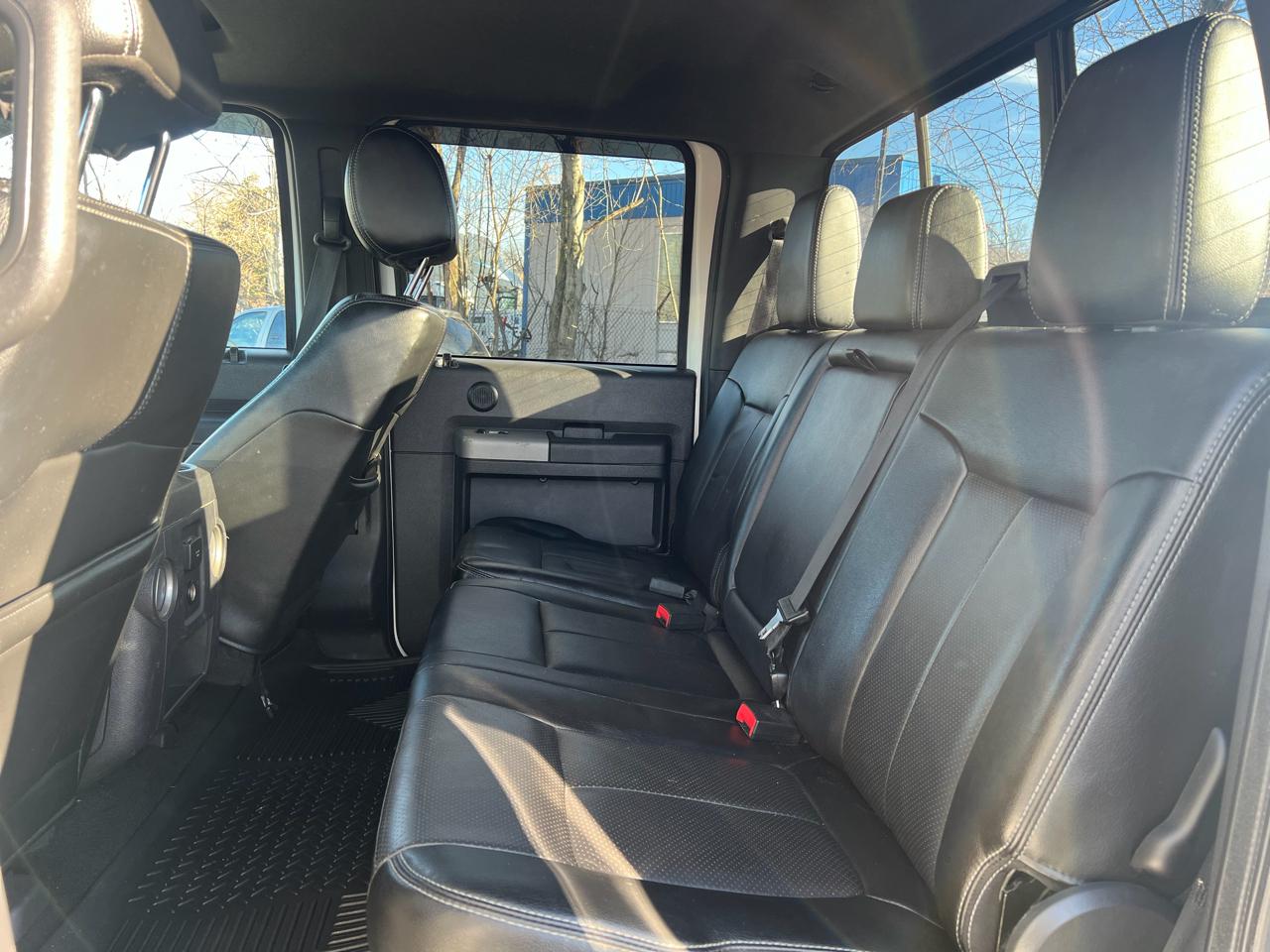 Ford Super Duty F-250 SRW 4WD Crew Cab 156" Lariat 2016