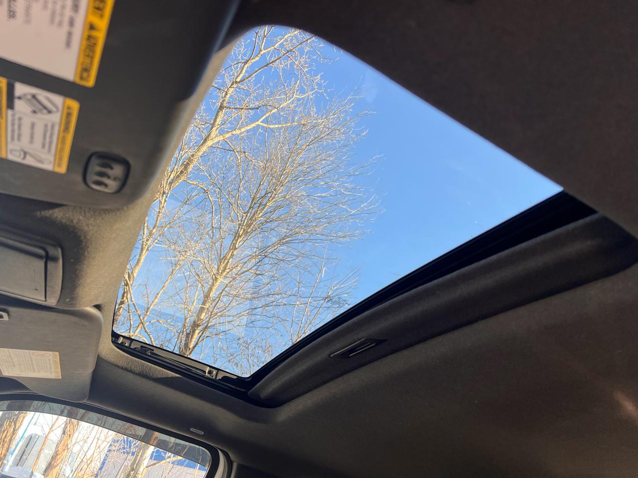 Ford Super Duty F-250 SRW 4WD Crew Cab 156" Lariat 2016