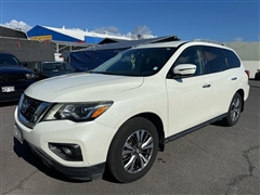 2017 Nissan Pathfinder 
