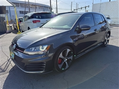 2017 Volkswagen Golf GTI 