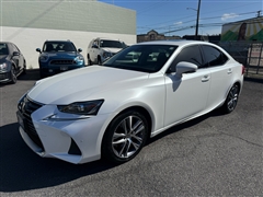 2019 Lexus IS 