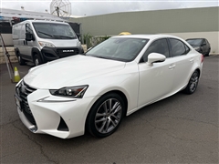 2019 Lexus IS 