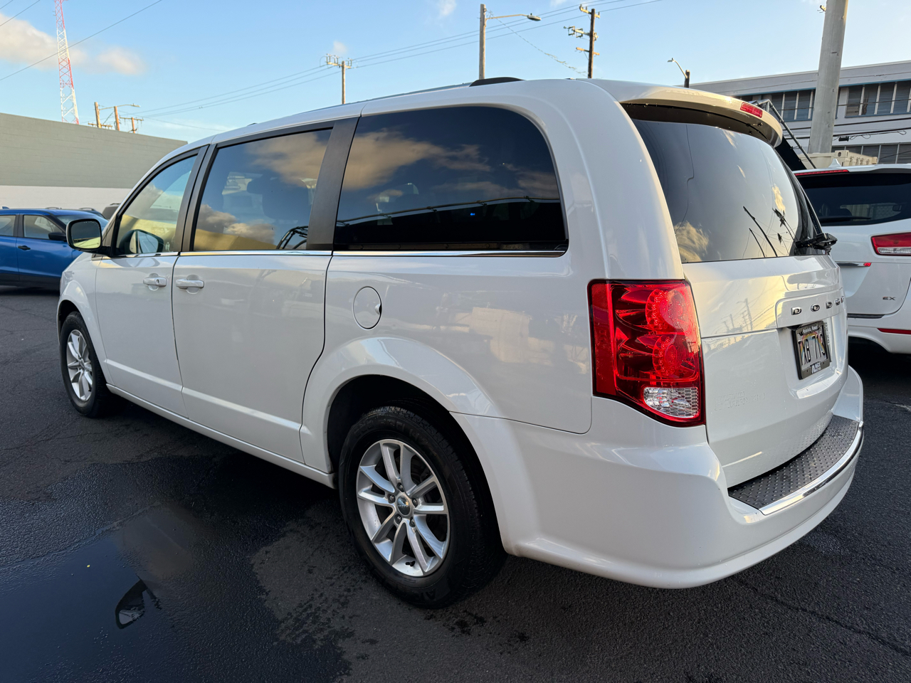 2019 Dodge Grand Caravan SXT photo 3