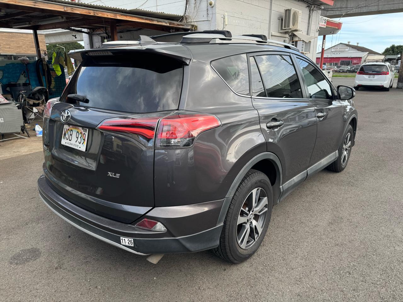 2016 Toyota RAV4 XLE - Photo 6