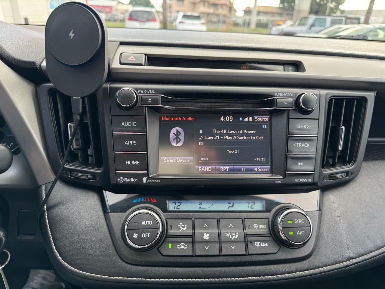 2016 Toyota RAV4 XLE - Photo 21
