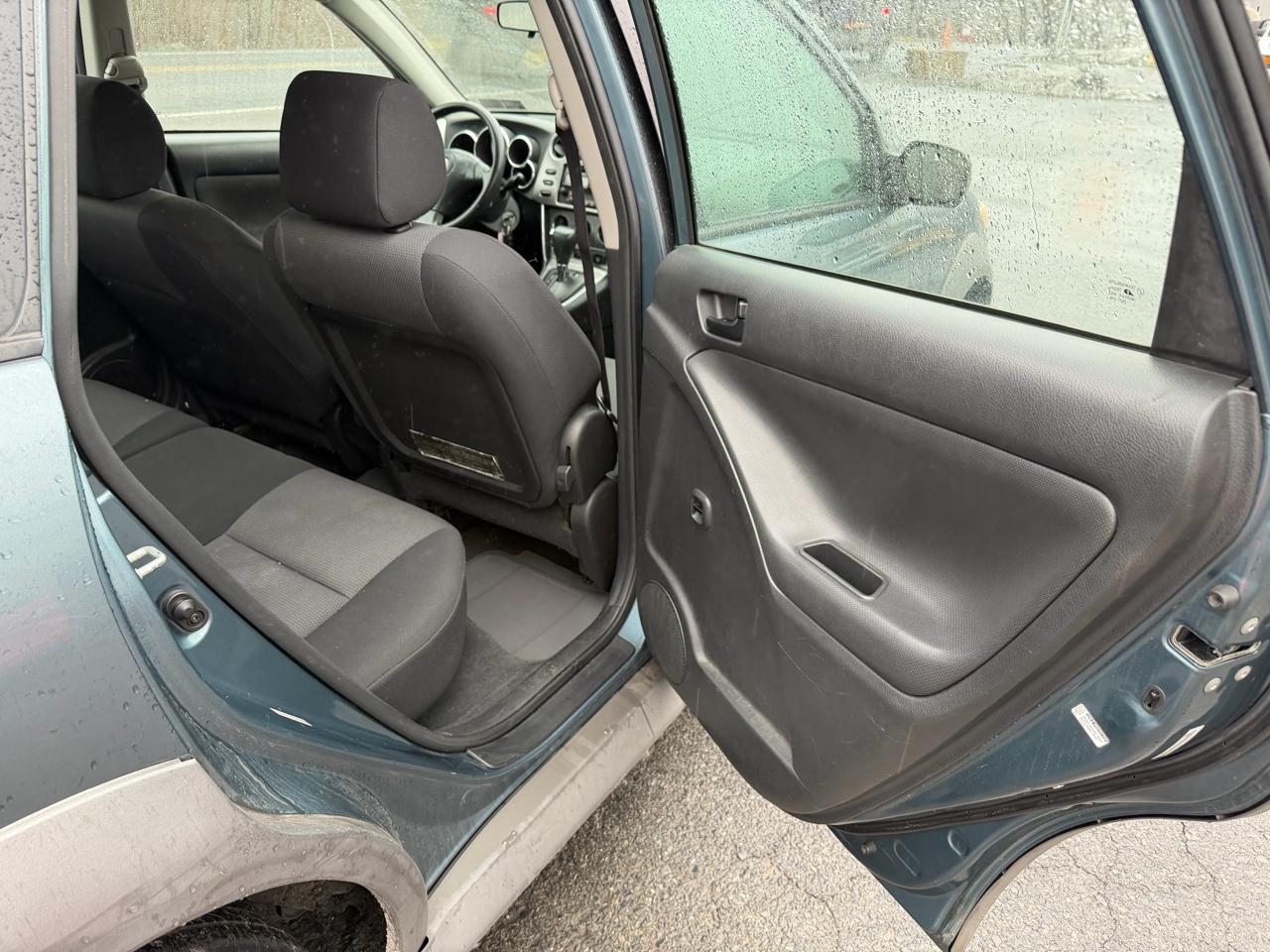 Pontiac Vibe Base 2008