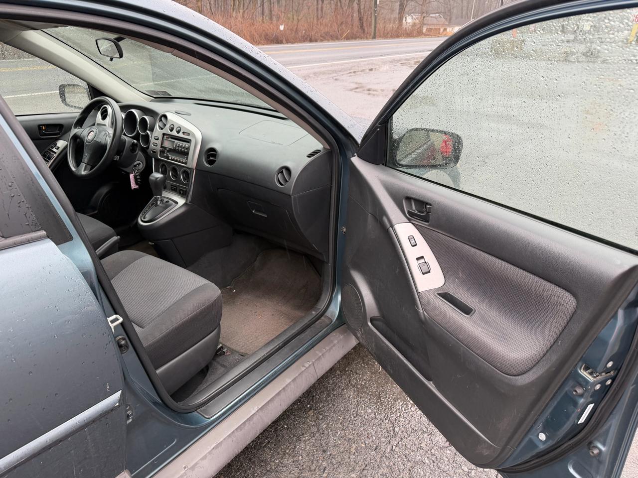 Pontiac Vibe Base 2008