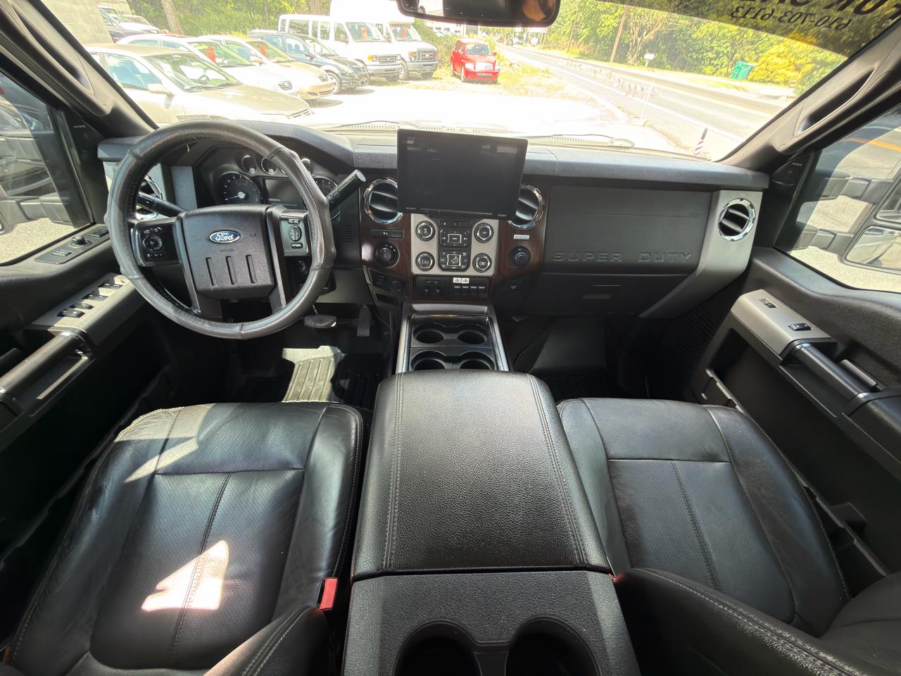 Ford F-250 SD XLT Crew Cab Long Bed 4WD 2015