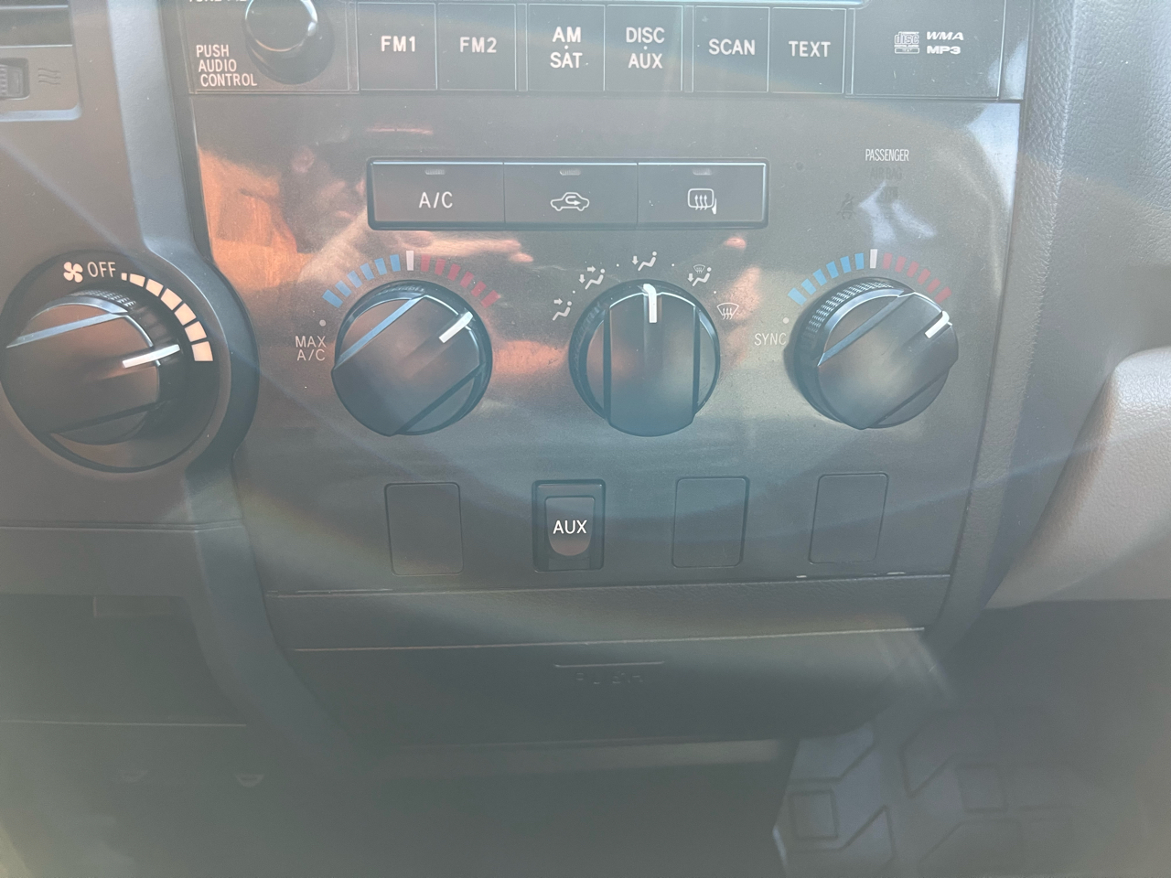 Toyota Tundra 4WD Truck  2013 Toyota Tundra 4WD Truck  2013