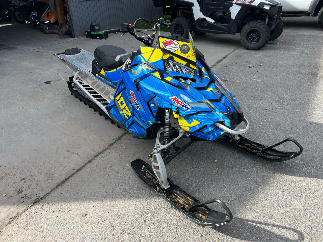 Polaris 600 Twin  2020 Polaris 600 Twin  2020