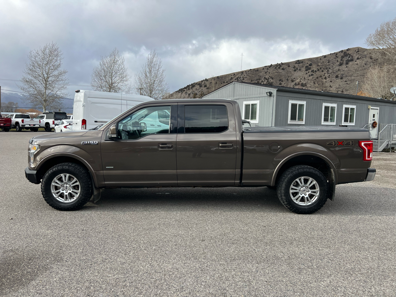 2015 Ford F-150 photo 2