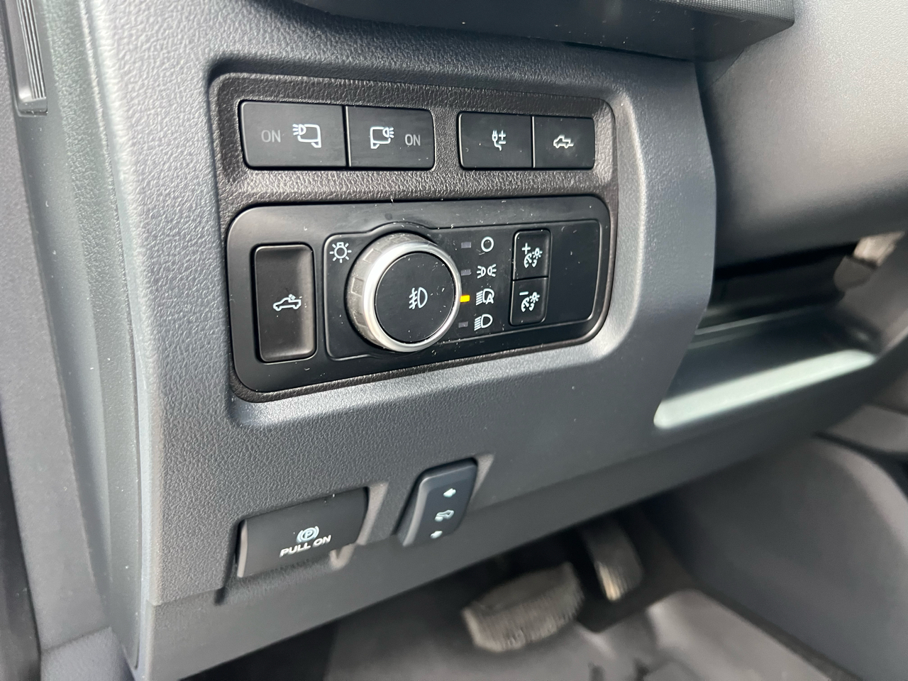 Ford Super Duty F-250 SRW  2024