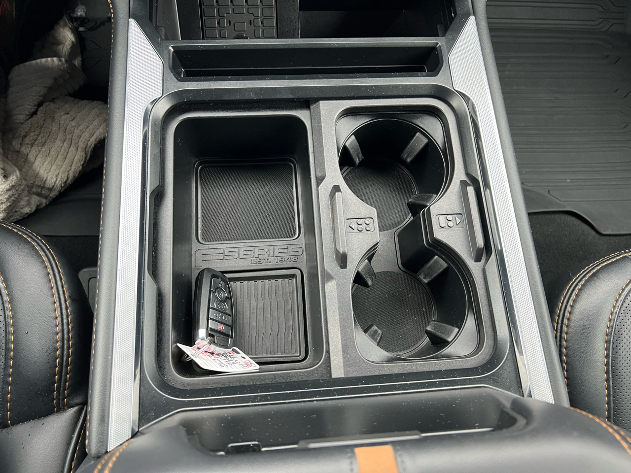 Ford Super Duty F-250 SRW  2024