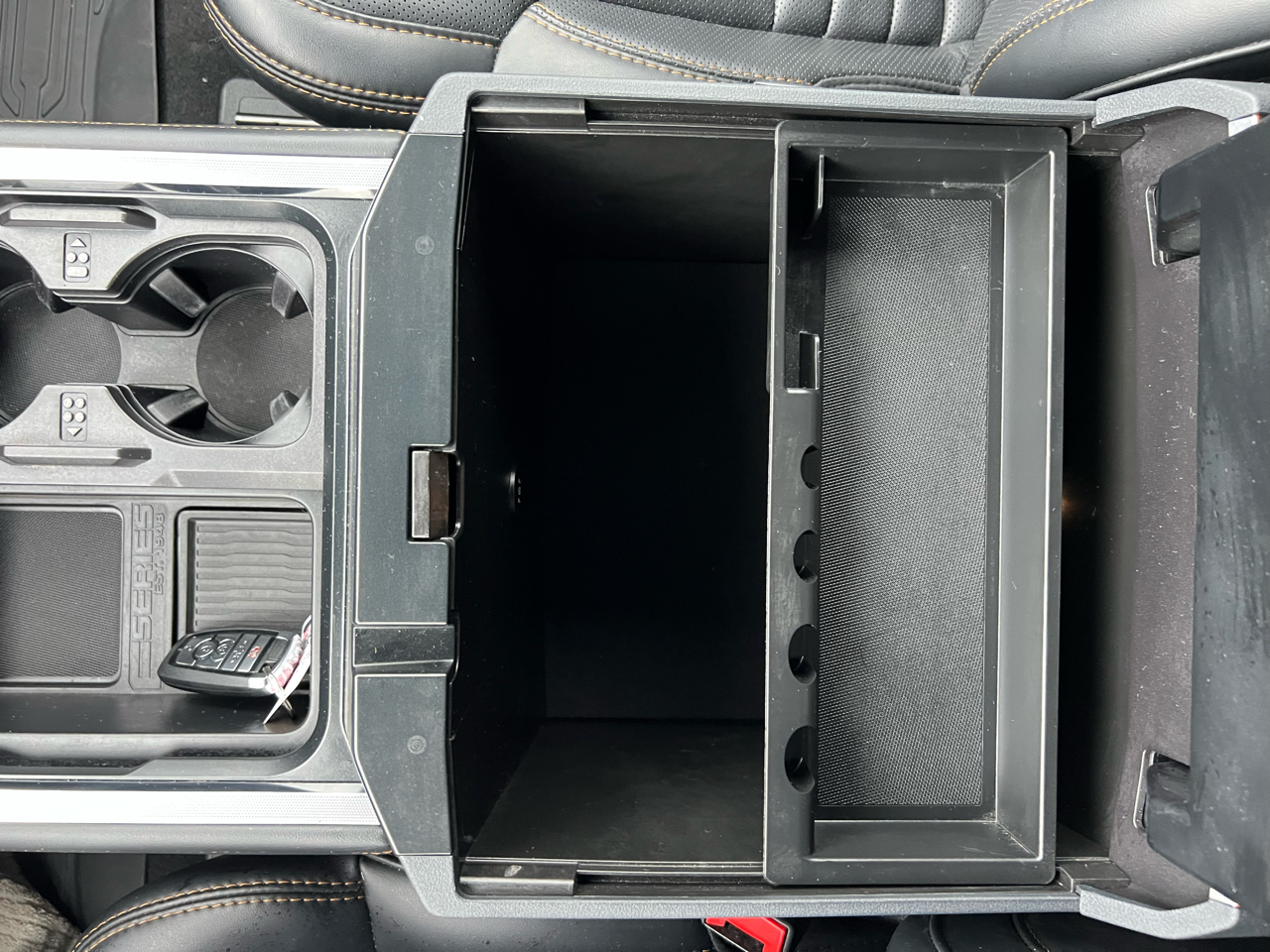 Ford Super Duty F-250 SRW  2024