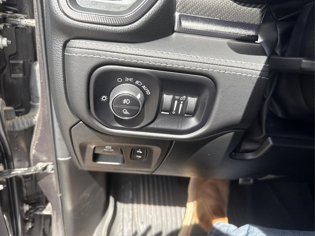 RAM 1500  2024