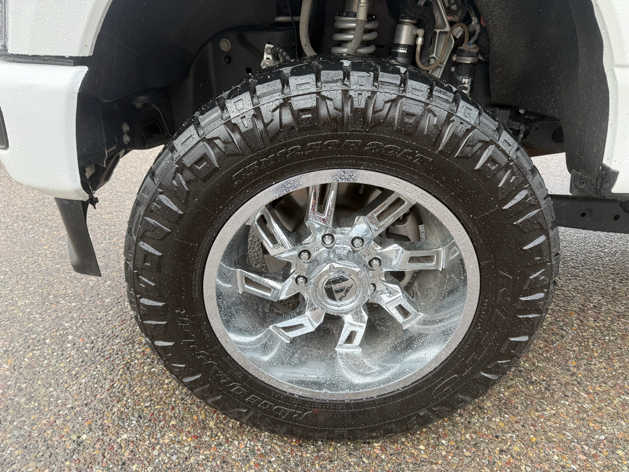 Ford Super Duty F-250 SRW  2025