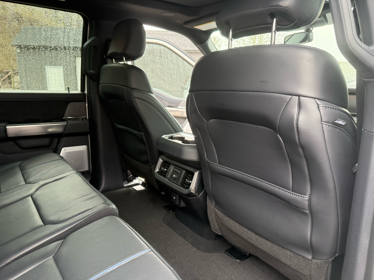 Ford Super Duty F-250 SRW  2025