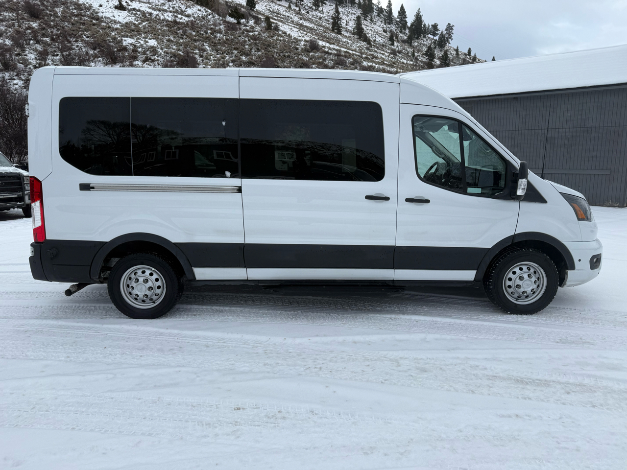 Ford Transit Passenger Wagon  2024