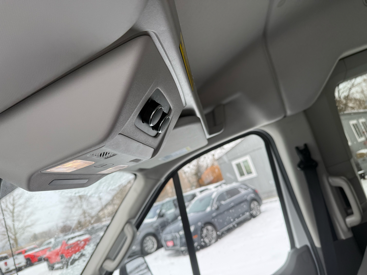 Ford Transit Passenger Wagon  2024