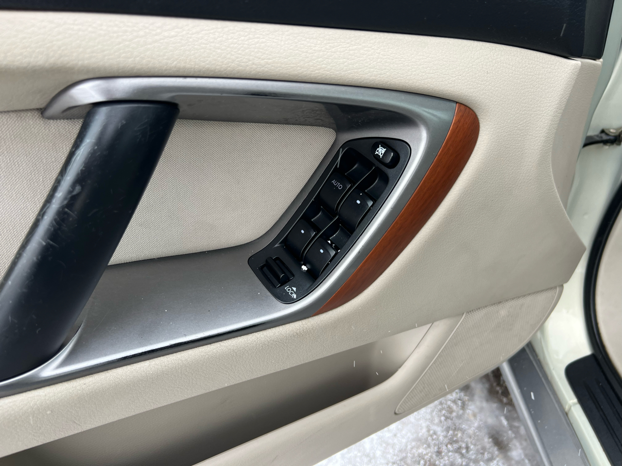 Subaru Legacy Wagon (Natl)  2005