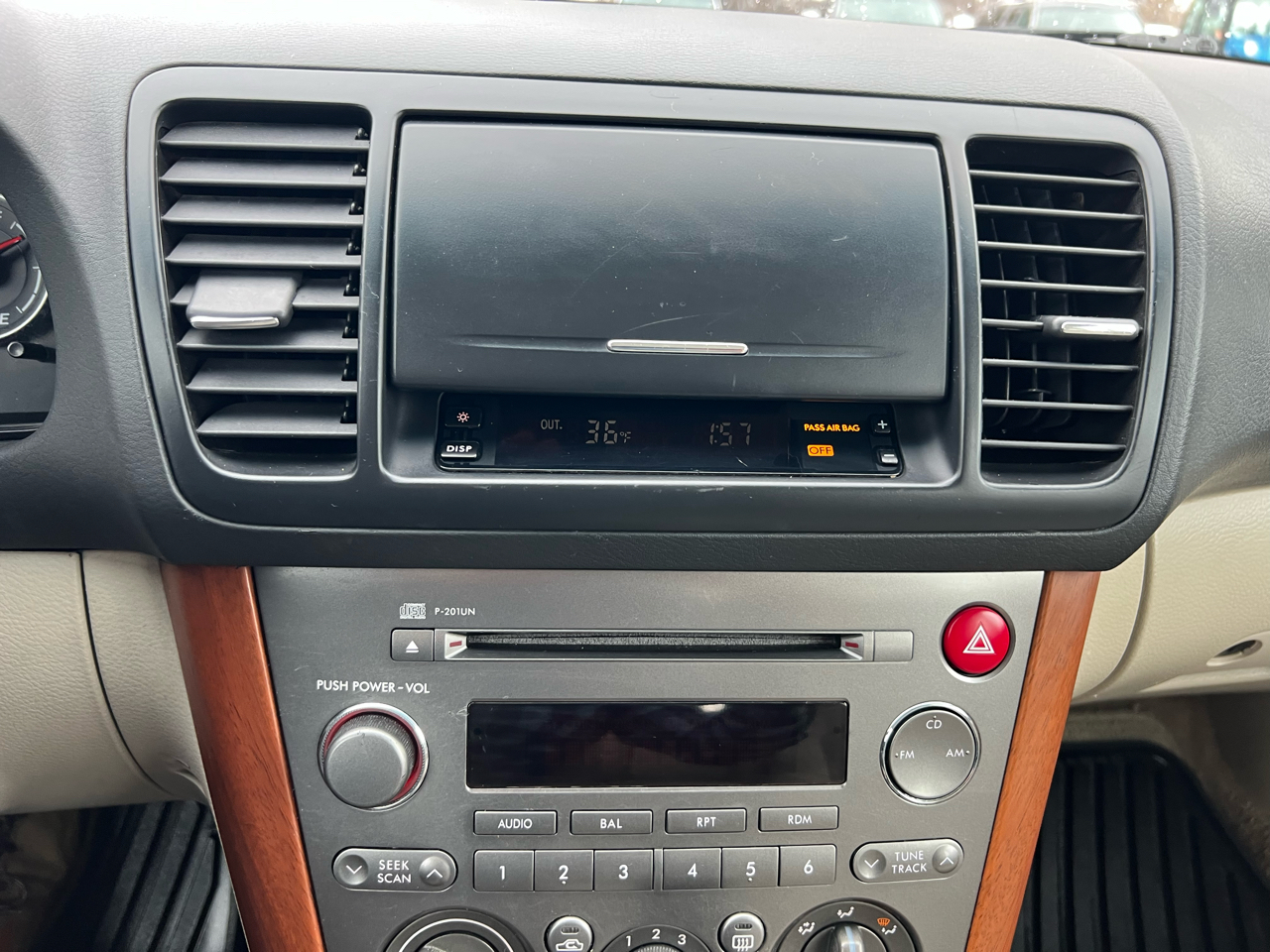 Subaru Legacy Wagon (Natl)  2005