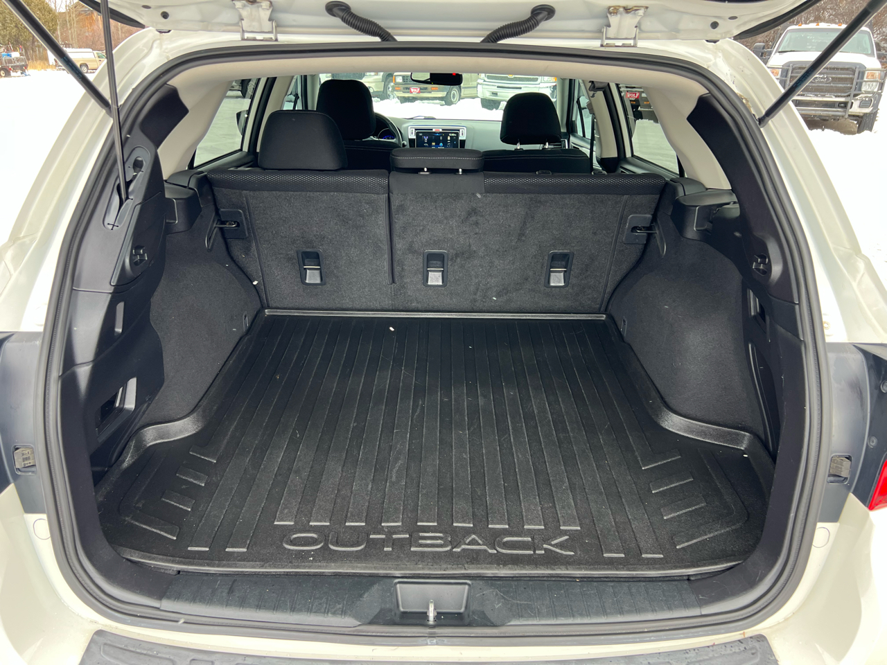 Subaru Outback  2015