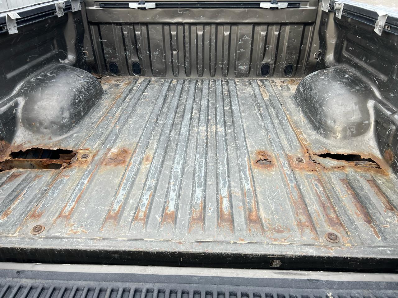 Toyota Tundra 4WD Truck  2008