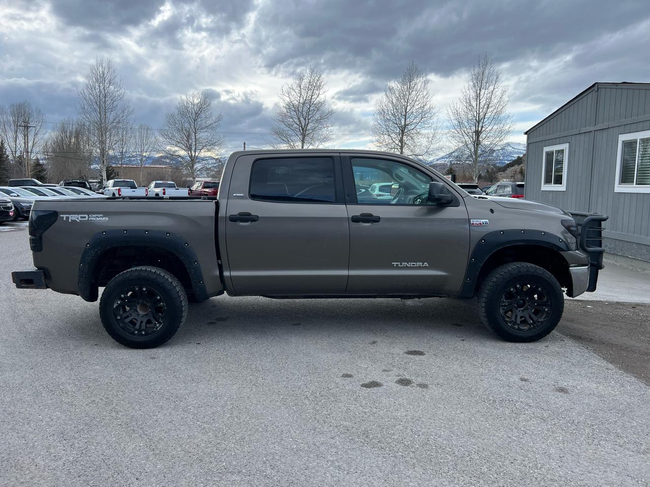 Toyota Tundra 4WD Truck  2008