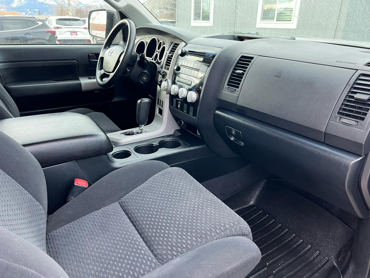 Toyota Tundra 4WD Truck  2008