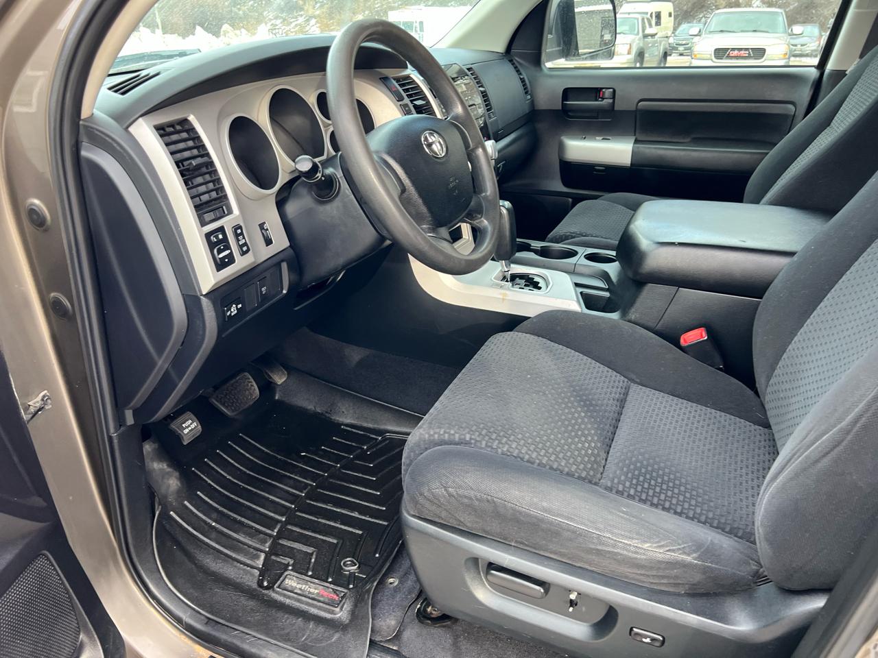 Toyota Tundra 4WD Truck  2008