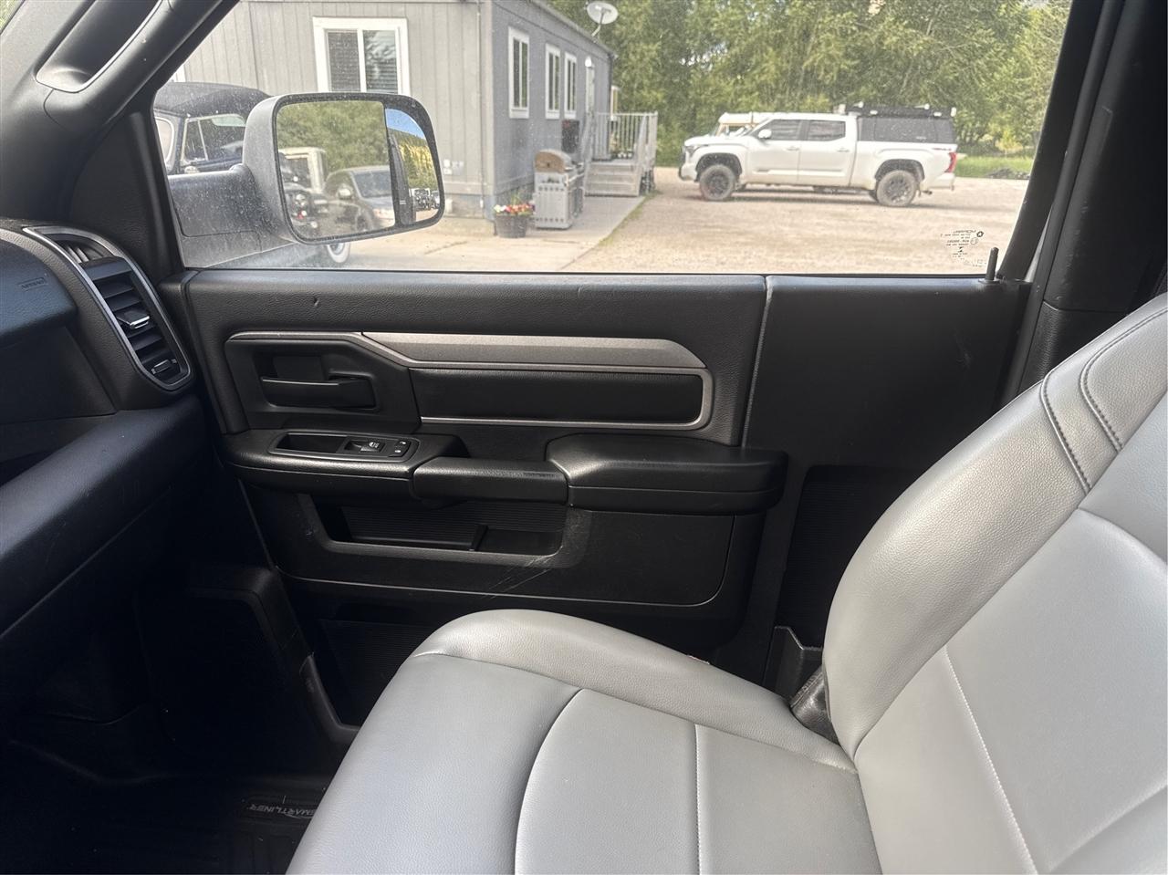 RAM 3500 Chassis Cab  2021