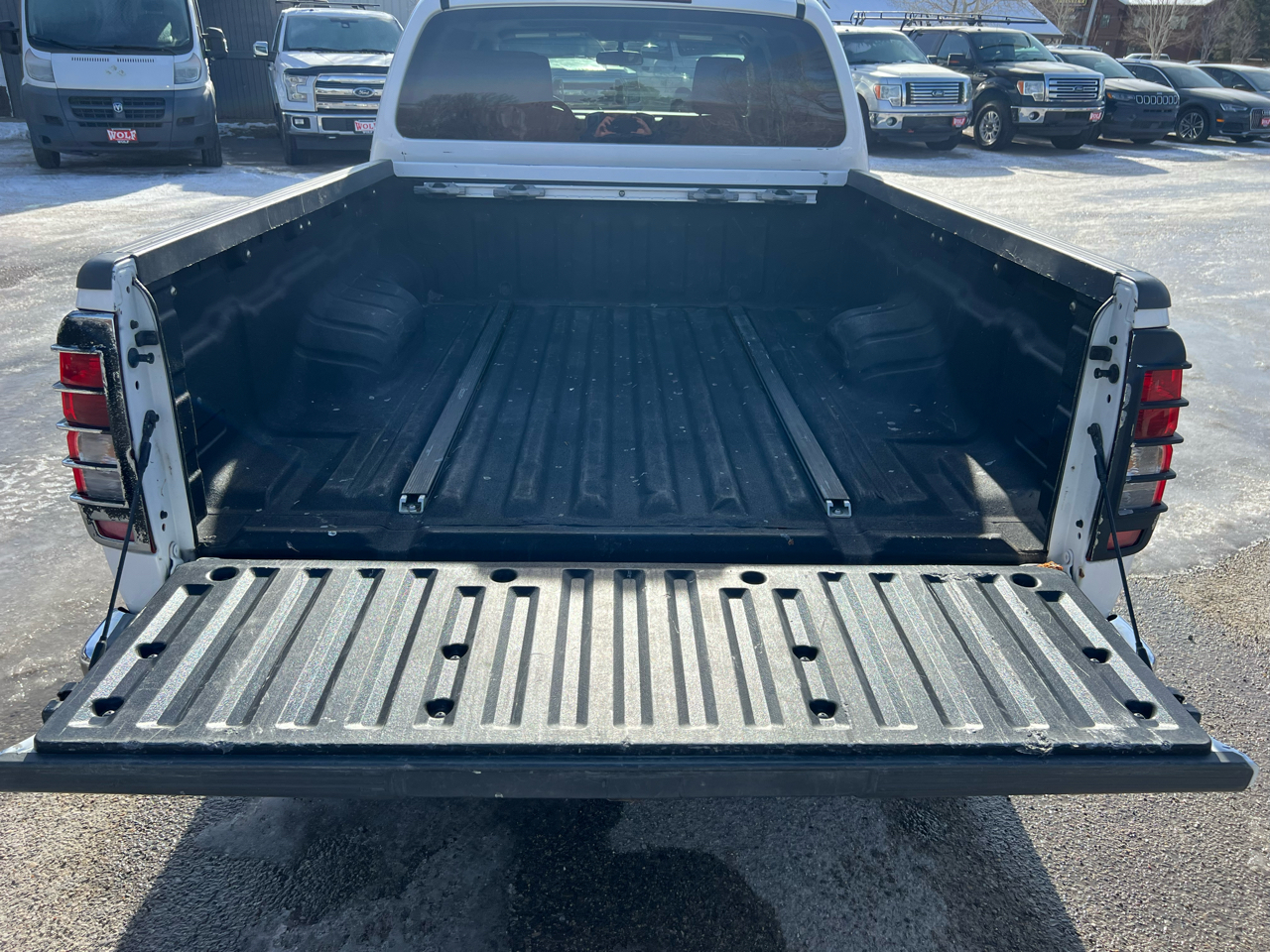 Nissan Frontier  2010