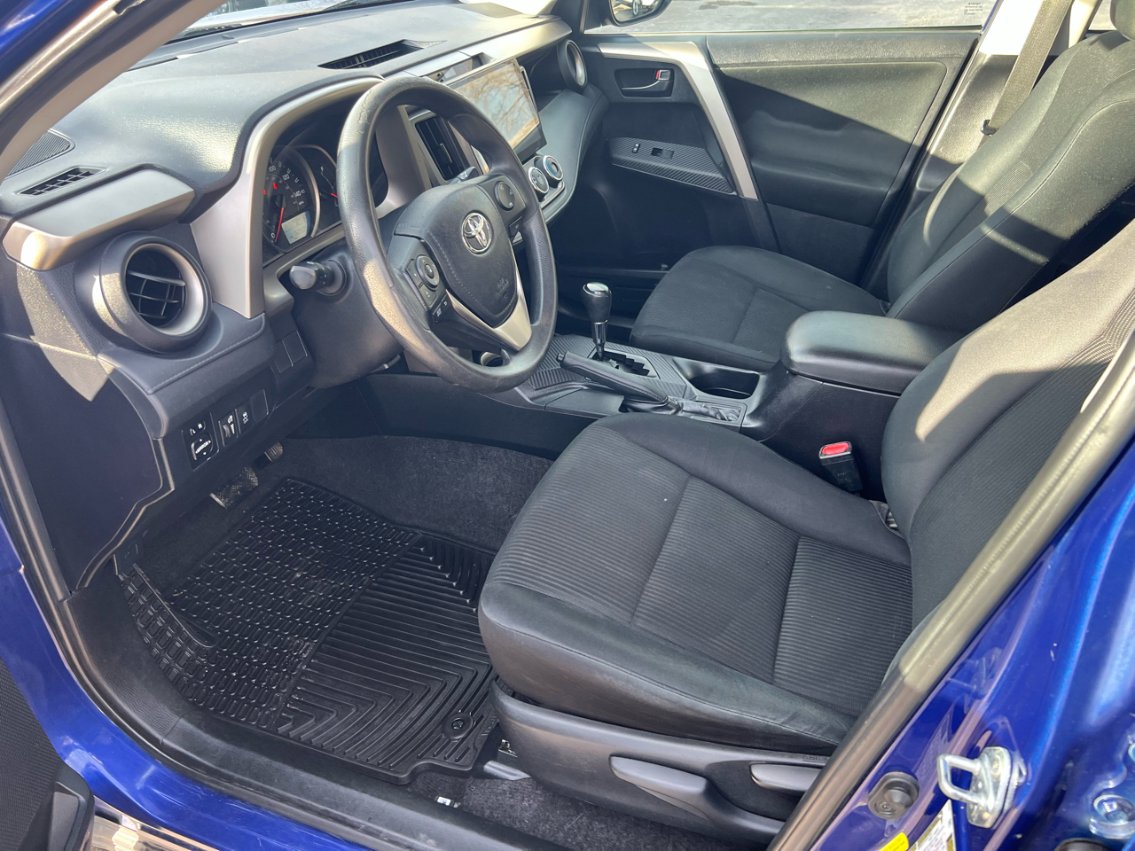 Toyota RAV4  2014
