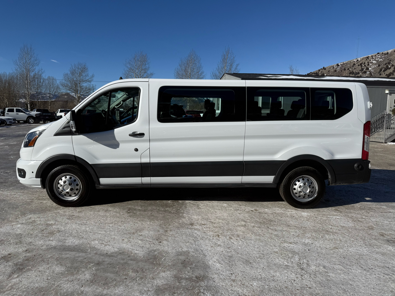 Ford Transit Passenger Wagon  2024