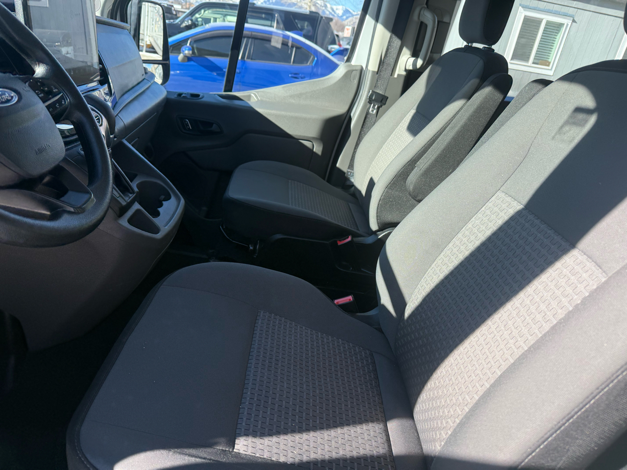 Ford Transit Passenger Wagon  2024