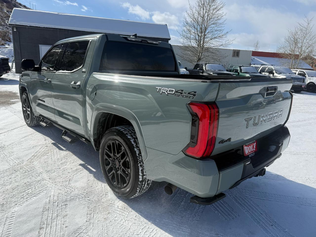 Toyota Tundra 4WD  2023