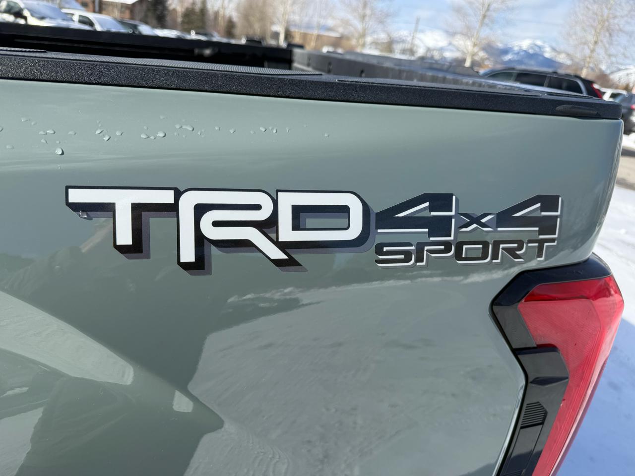 Toyota Tundra 4WD  2023