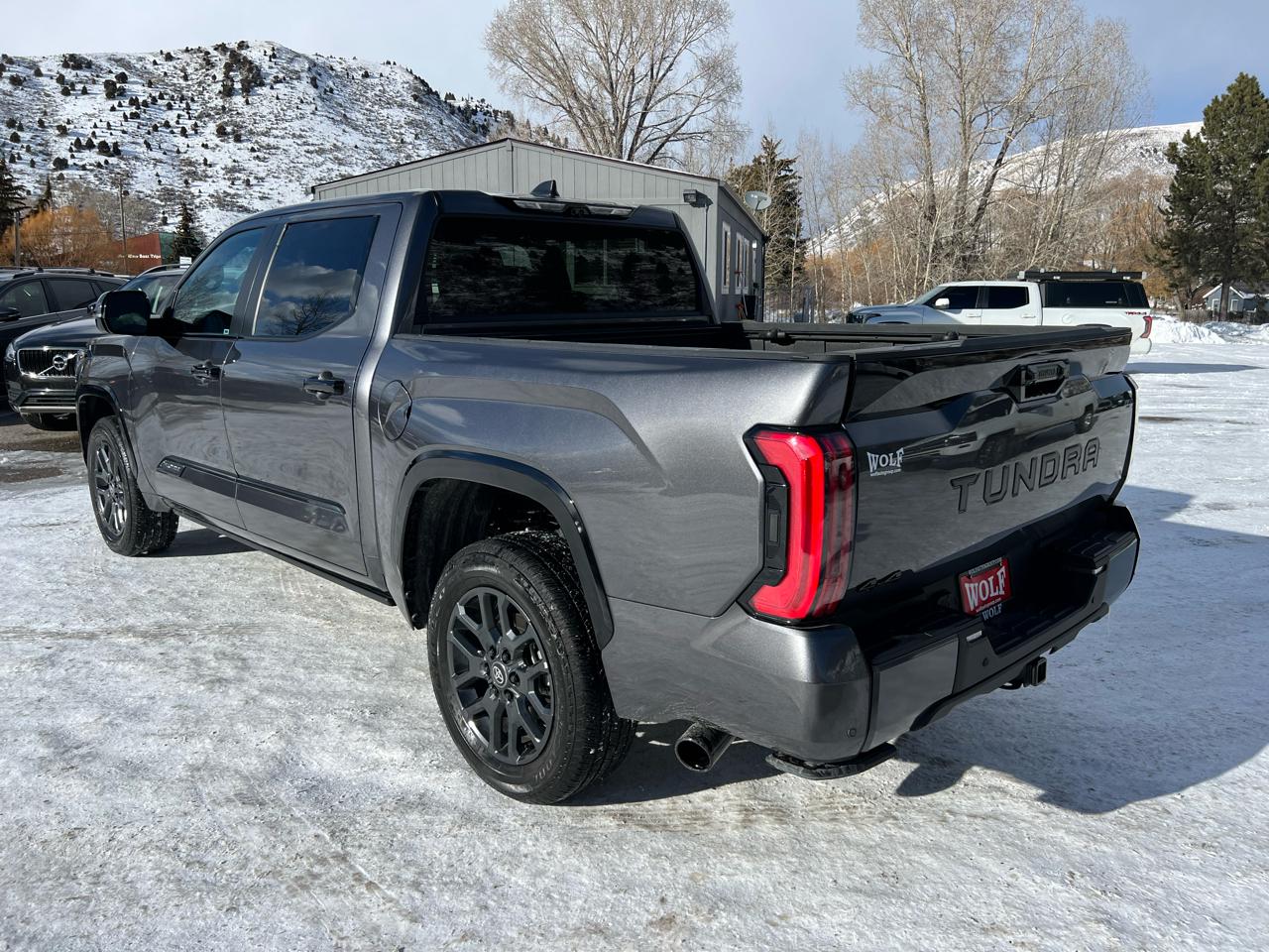 Toyota Tundra 4WD  2025