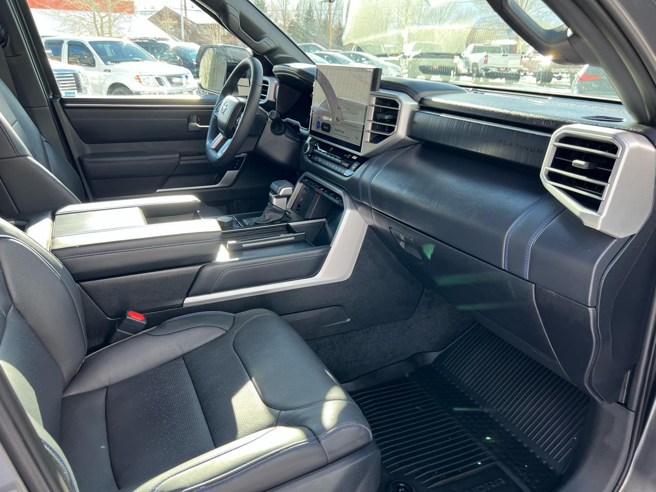 Toyota Tundra 4WD  2025