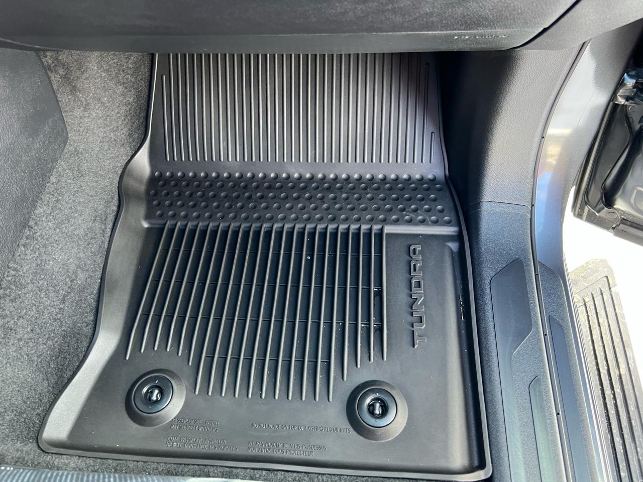 Toyota Tundra 4WD  2025