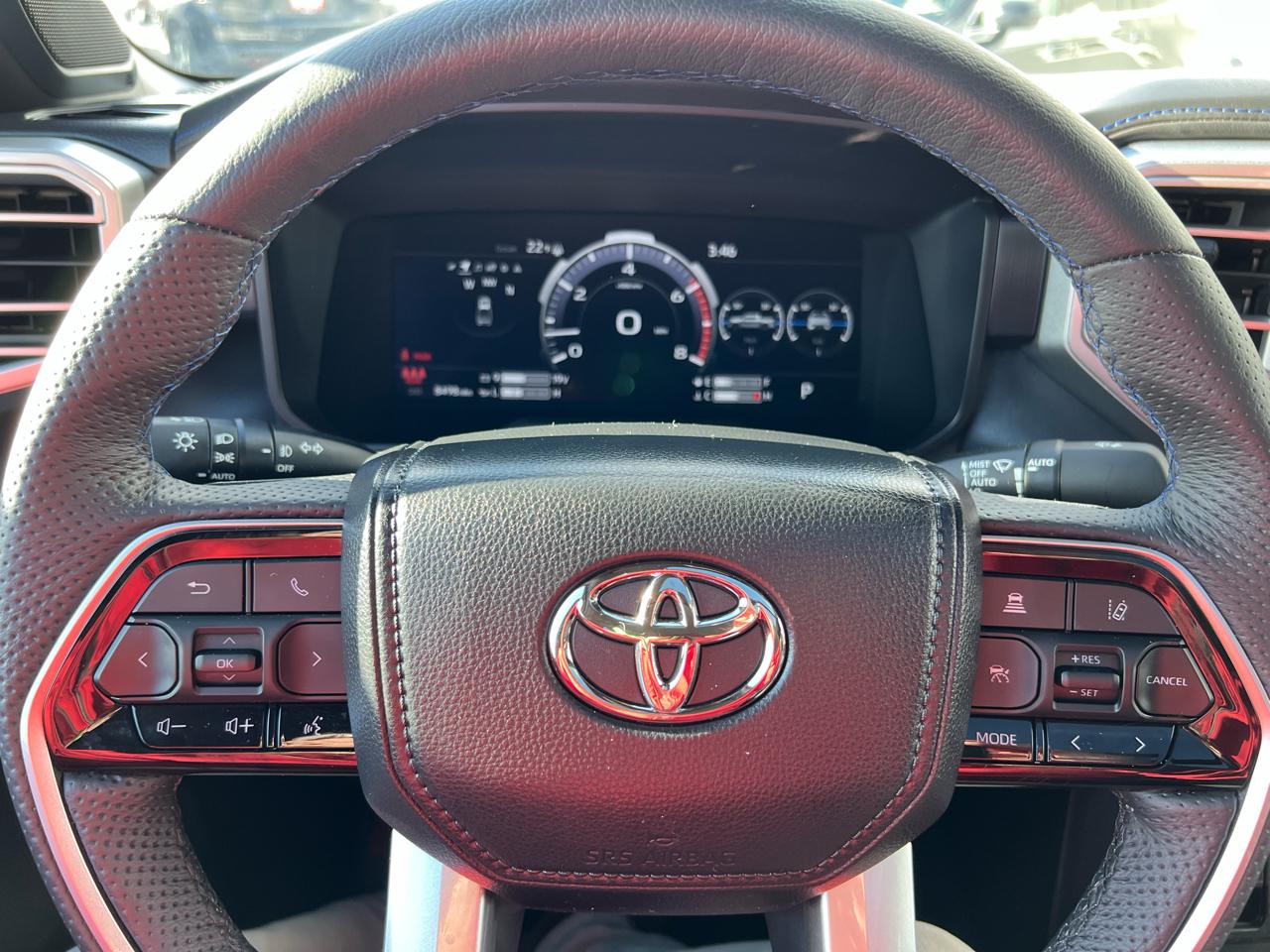 Toyota Tundra 4WD  2025