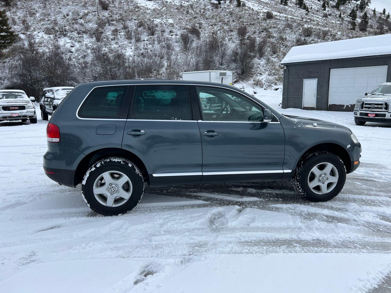 Volkswagen Touareg  2004