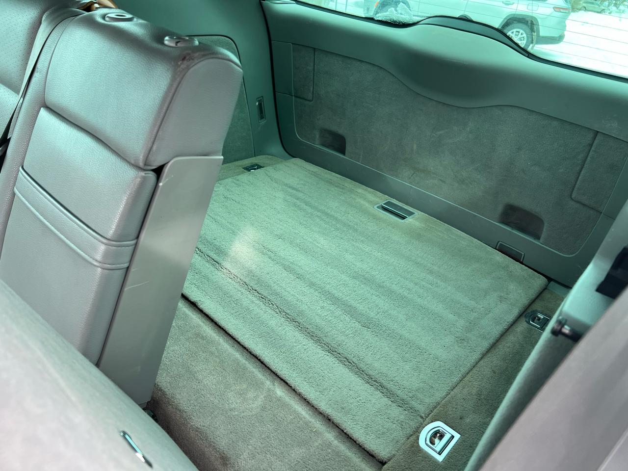 Volkswagen Touareg  2004