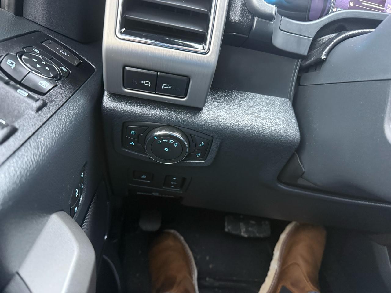 Ford Super Duty F-250 SRW  2022