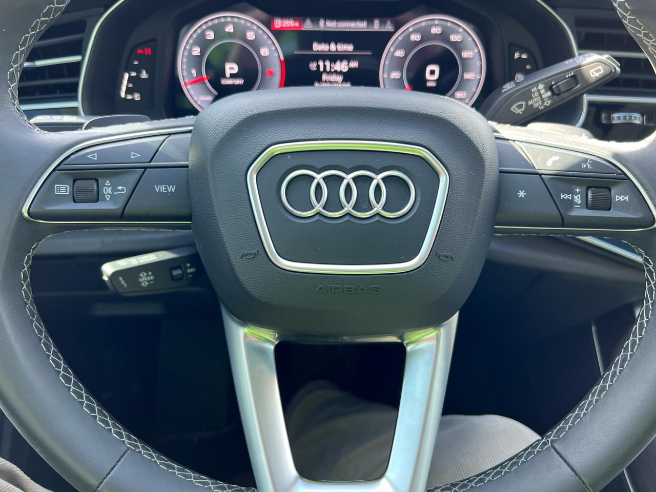 Audi Q8  2022
