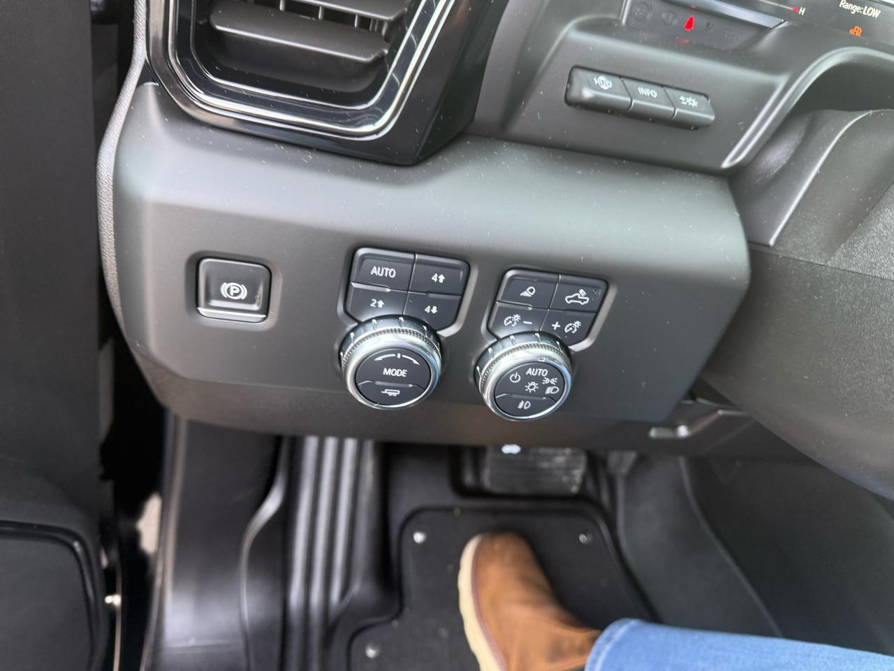 GMC Sierra 2500HD  2025